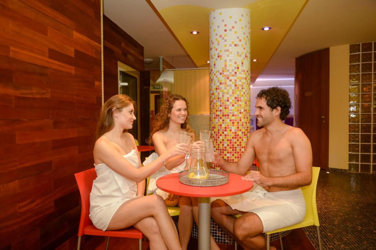 Hotel Raki 3*