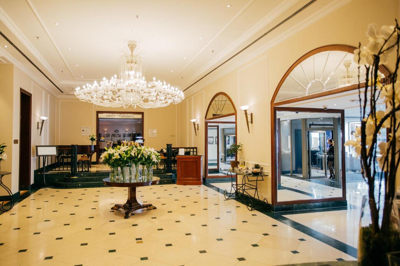 Radisson Blu Carlton Hotel,
