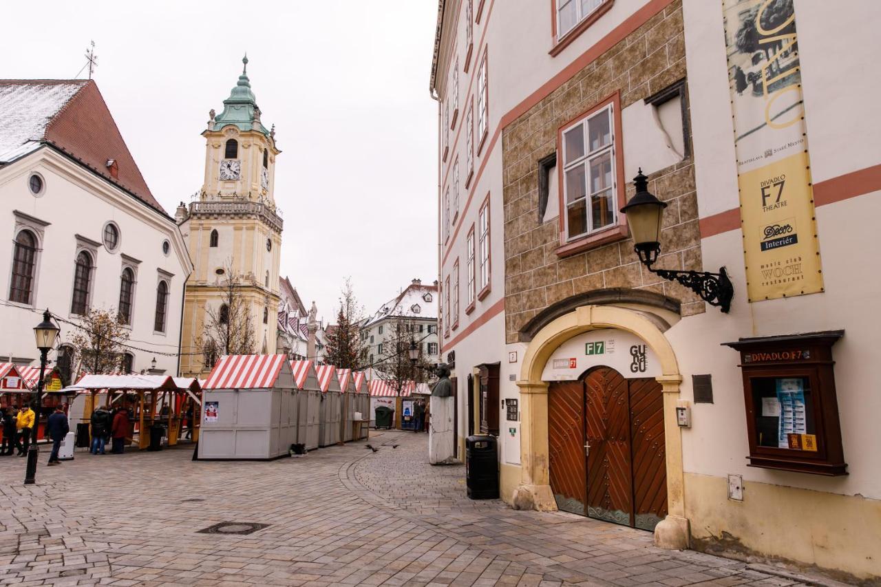 Sophie - Old Town Apartment *
