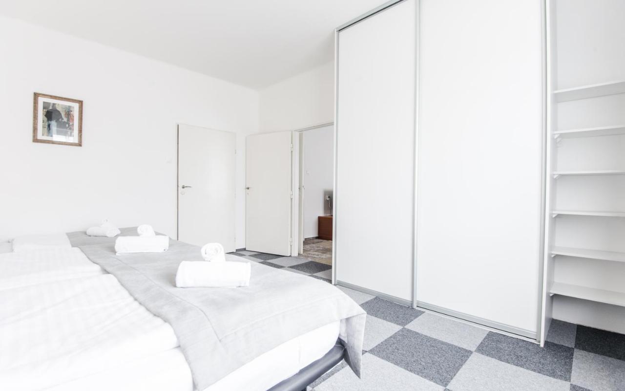 Apartment Princ Next To President Palace *