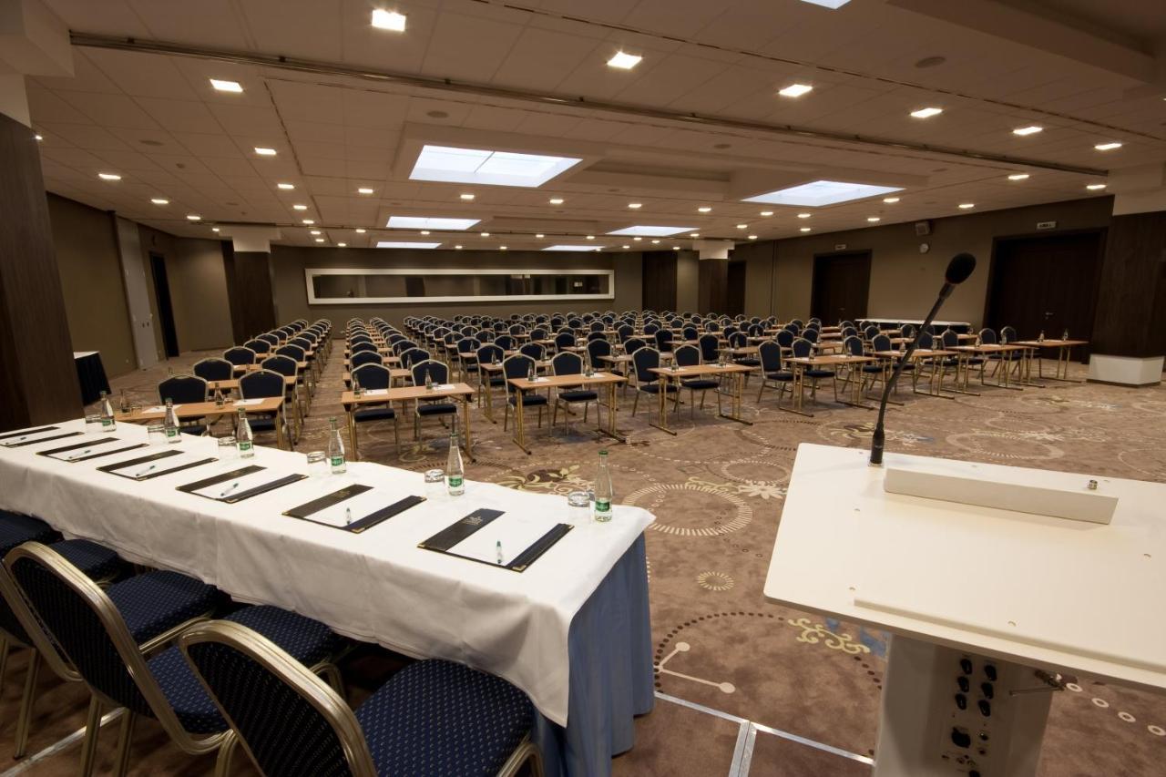 Holiday Inn Bratislava Hotel 4*