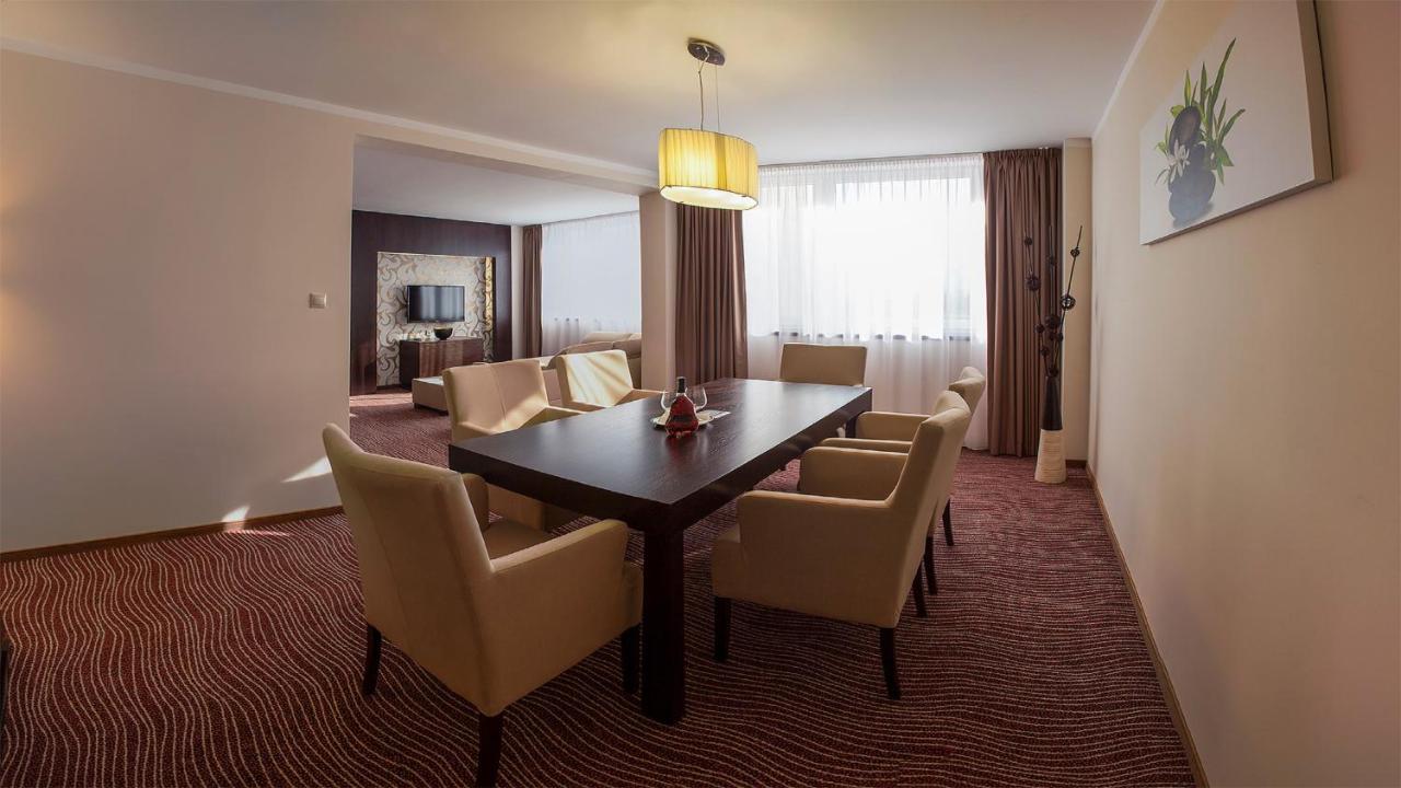 Holiday 4* Bratislava