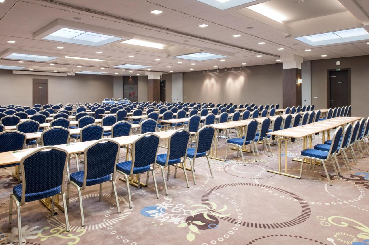 Holiday 4* Bratislava