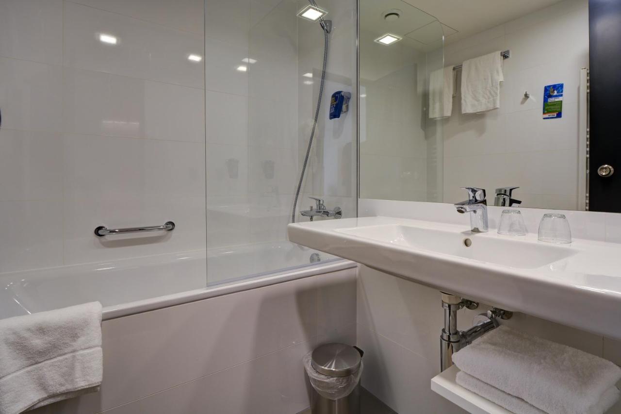 Park By Radisson Danube 4* Bratislava