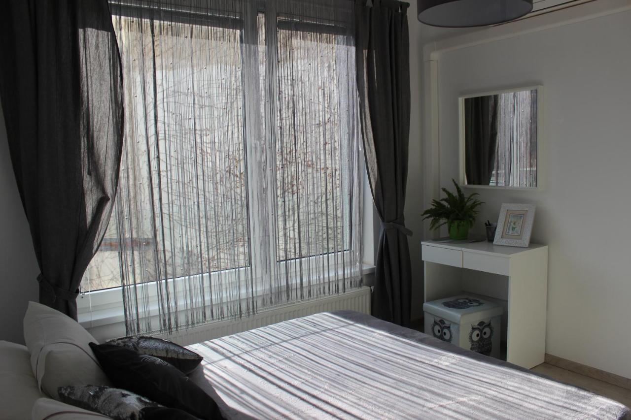 Leo Augustus Apartment