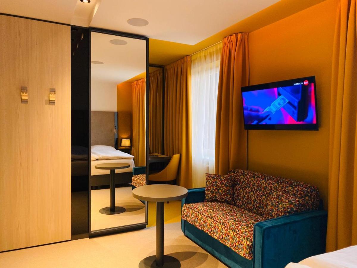 Color 3* Bratislava