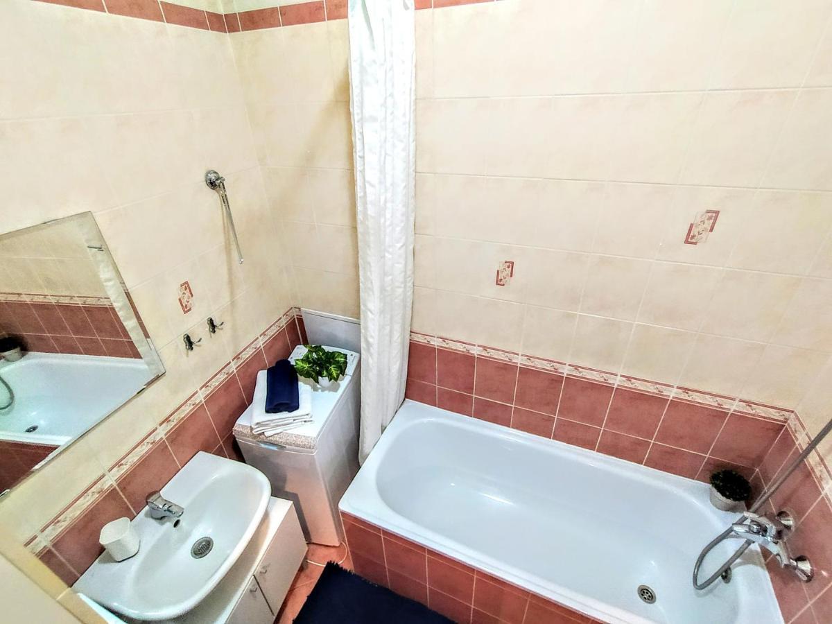 Historical Centre Apartment *