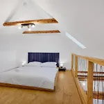 Palace Apartments