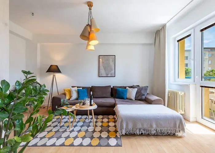 Sunny Apartment With Stunning View