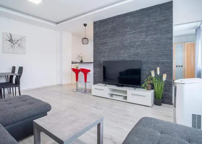 Apartment Karadzicova