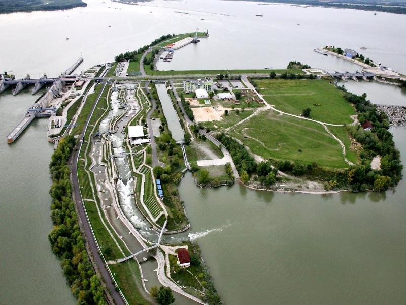 And Park Divoka Voda Khách sạn 3*