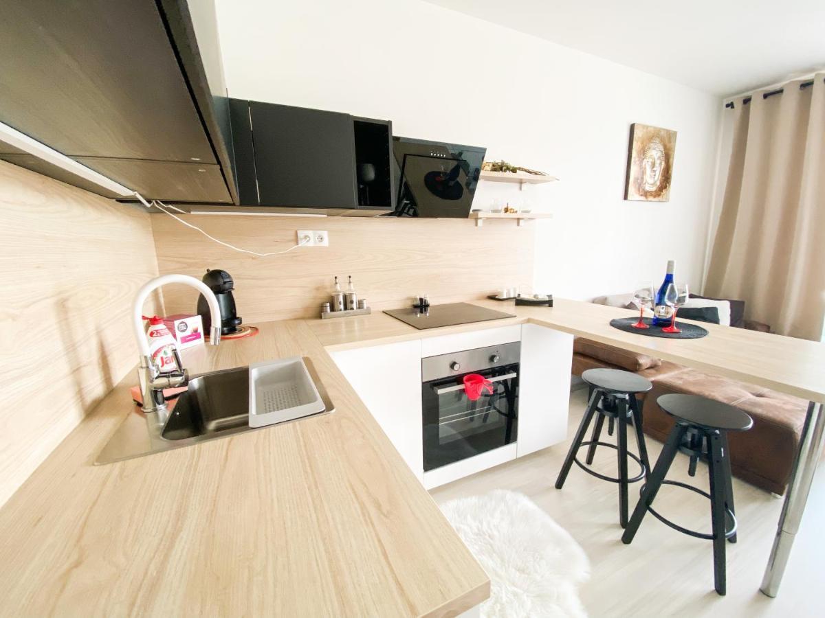 Krasny Moderny 1-izbovy Byt, Novostavba + Parking Apartment