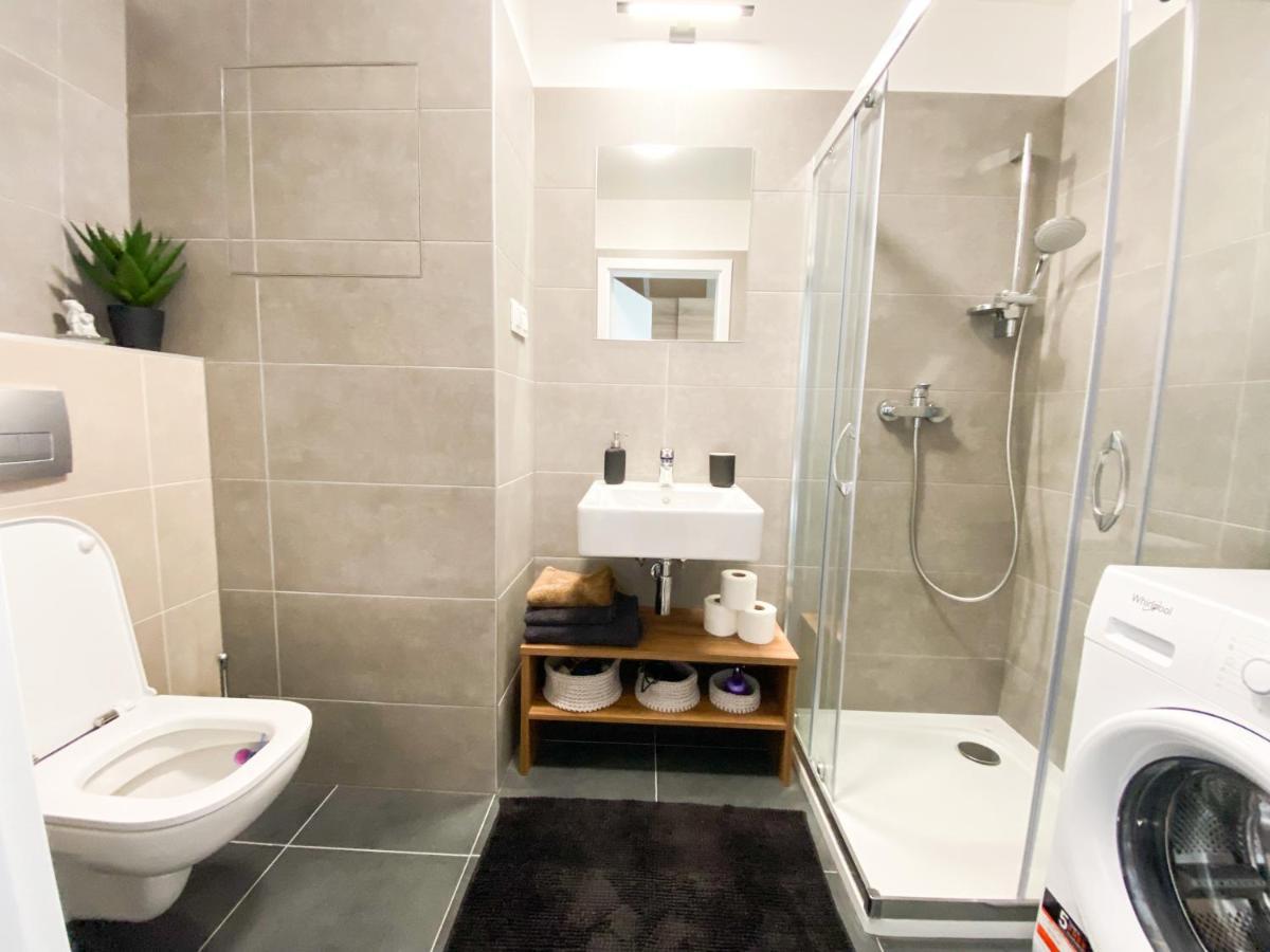 Apartment Krasny Moderny 1-izbovy Byt, Novostavba + Parking