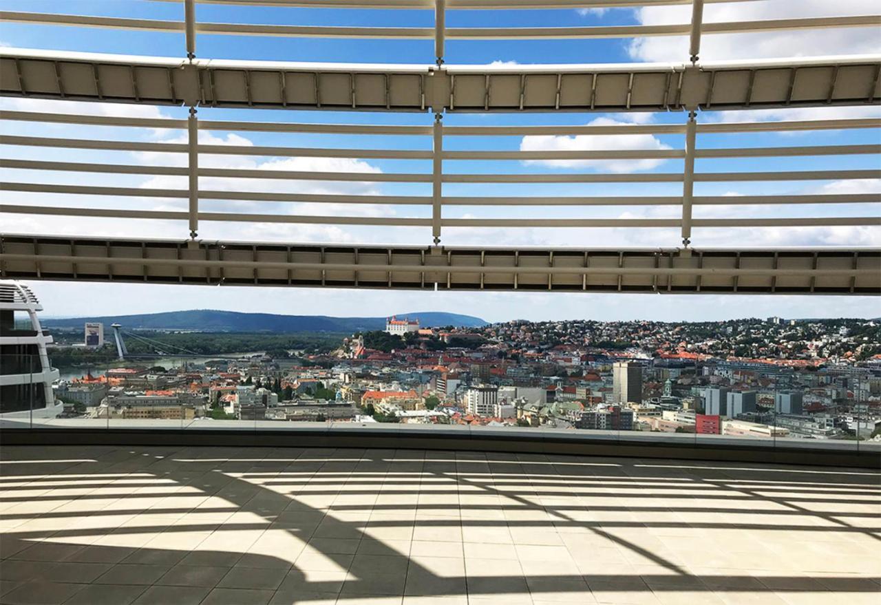 Căn hộ Skypark Spacious Free Parking Bratislava