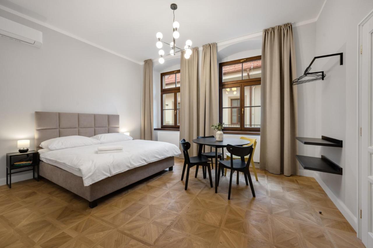Palace Aparthotel *