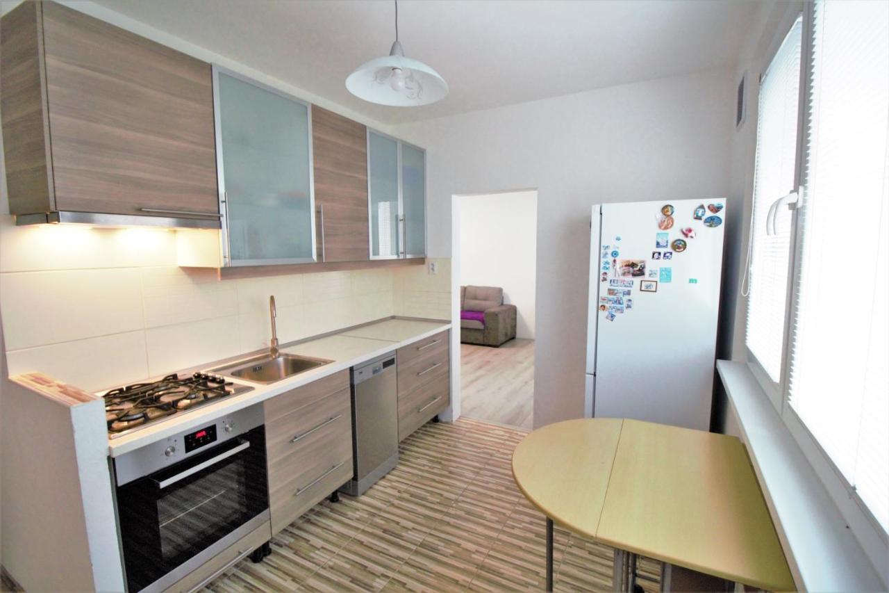 Homestay Cozy, Bright With Free Parking Bratislava