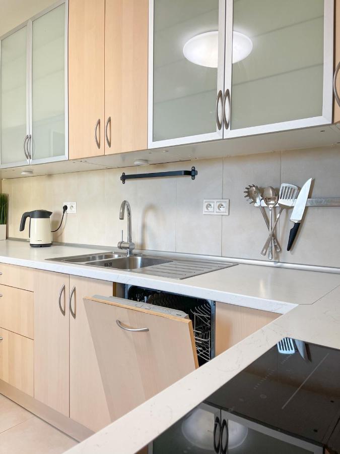 Apartment Center 2 Bedroom A/c Bratislava