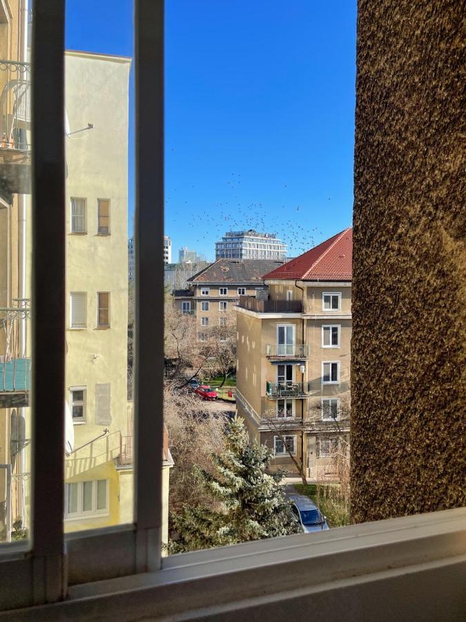 Center 2 Bedroom A/c