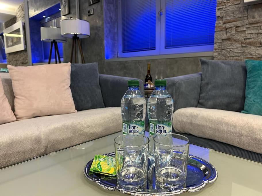 Life - Luxury In The Old Town. Apartment Bratislava
