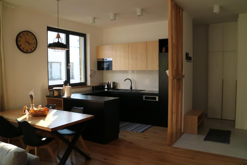 Beautiful In Old Town Apartment Bratislava