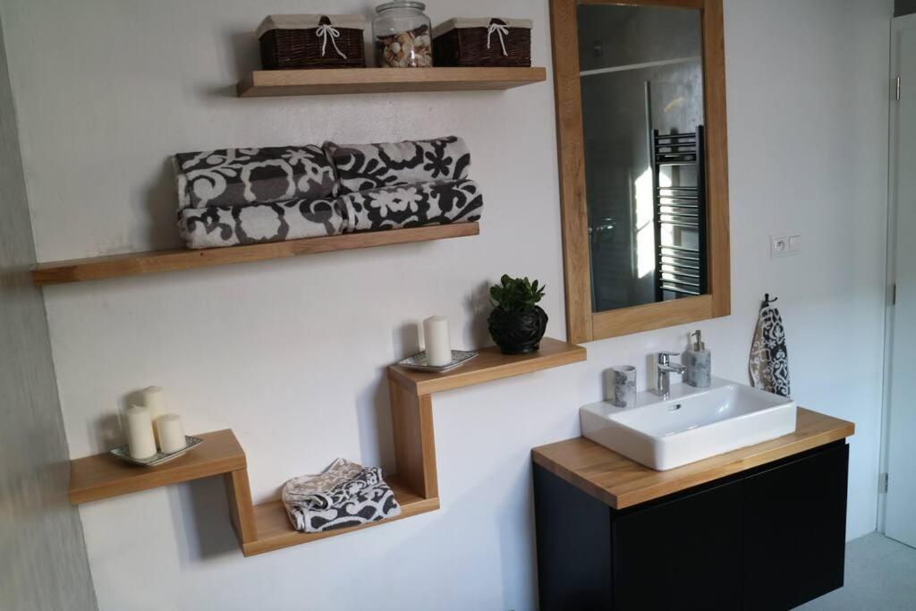 Beautiful In Old Town Apartment
