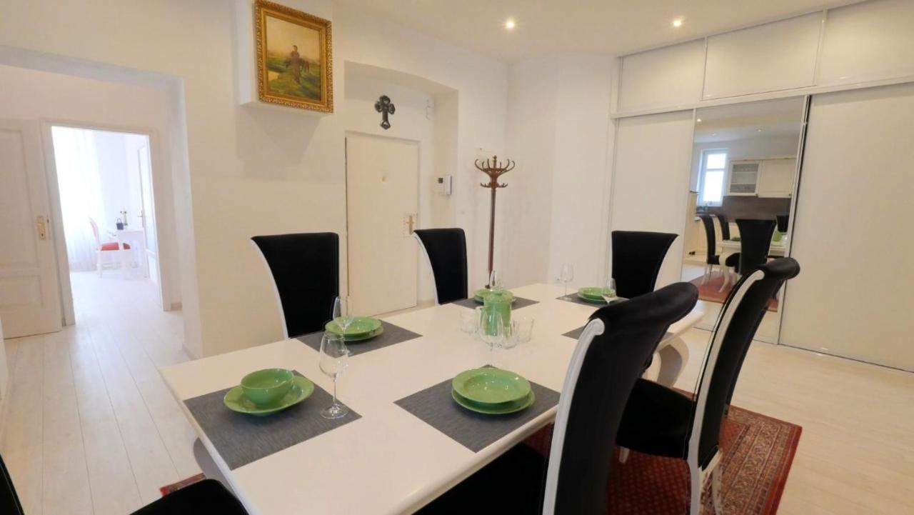 Velky 3i Apartman V Centre Mesta *