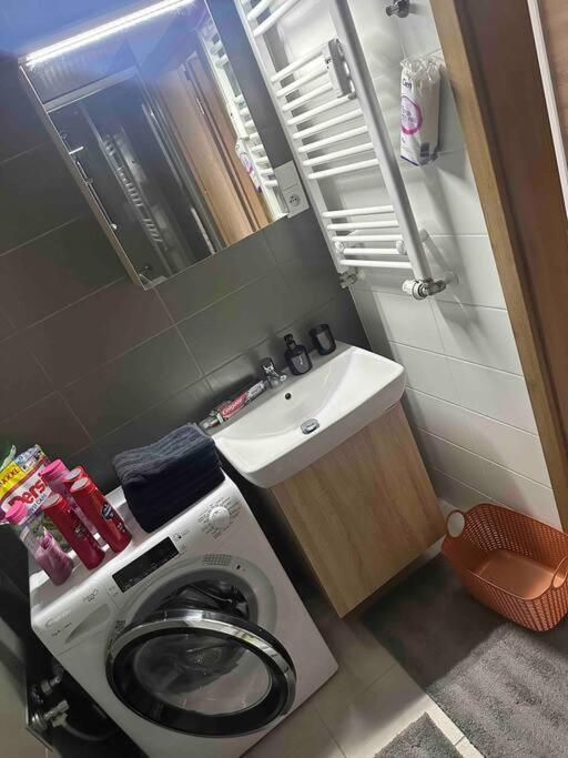 Apartment Centrum, Ahoj Park Apartments, 6floor With Balcony *