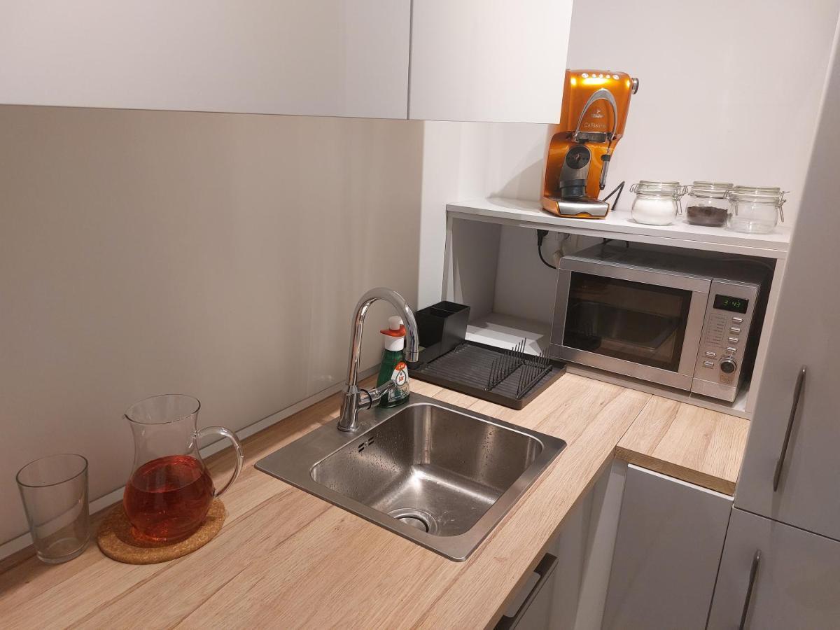 Utulny Apartman S Balkonom Apartment