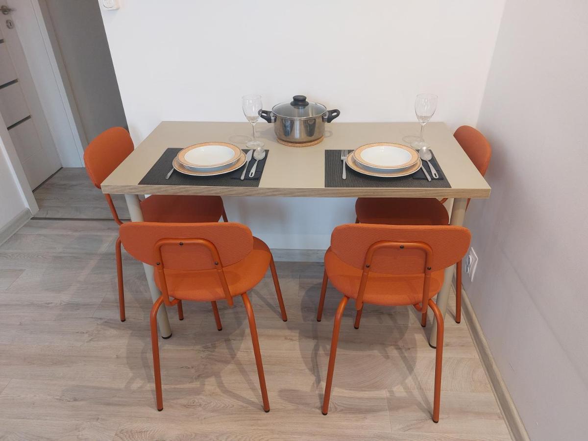Utulny Apartman S Balkonom Apartment *