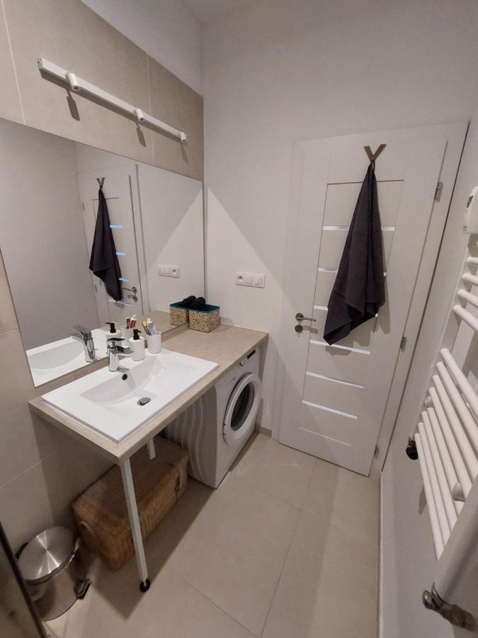 Utulny Apartman S Balkonom Bratislava