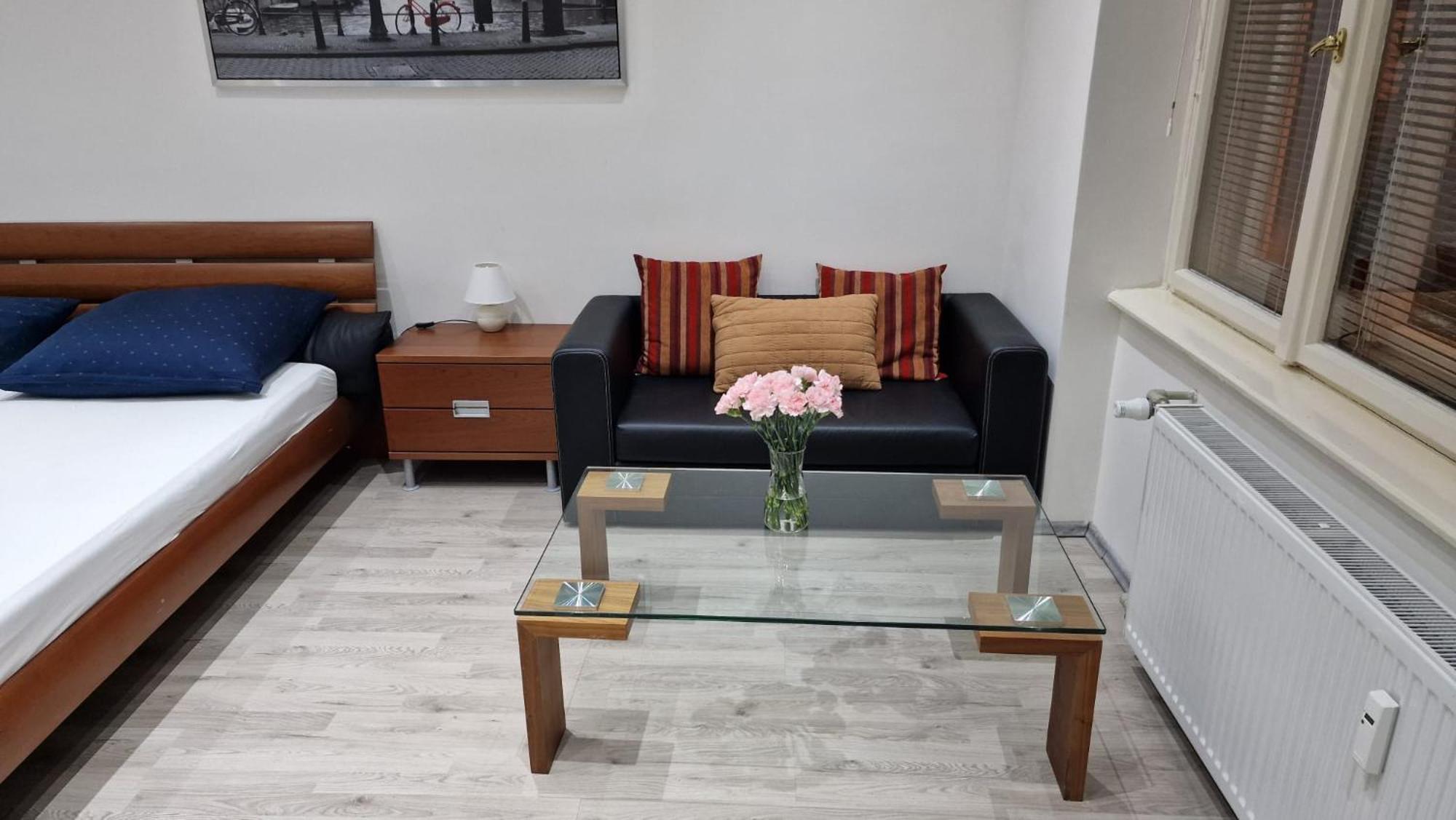 Apartment Flora - Late Check-out At Noon 12 O Clock For Free Bratislava