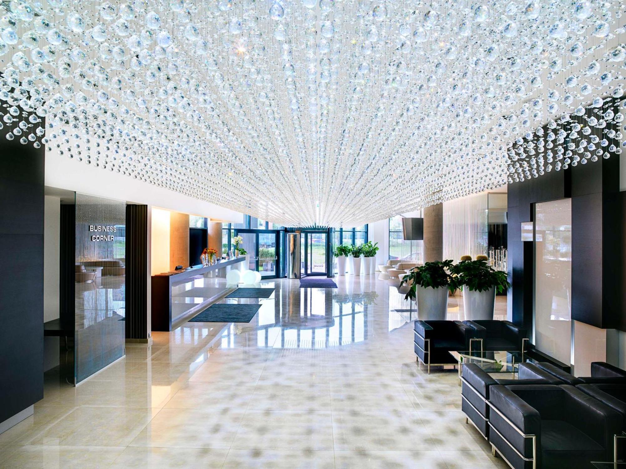 Hotel Nh Gate One Bratislava