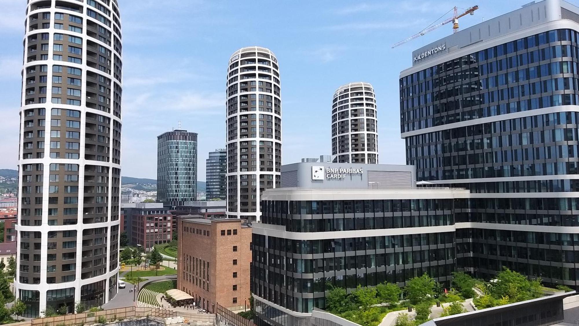 Apartment Modern With A View Of Slavin *