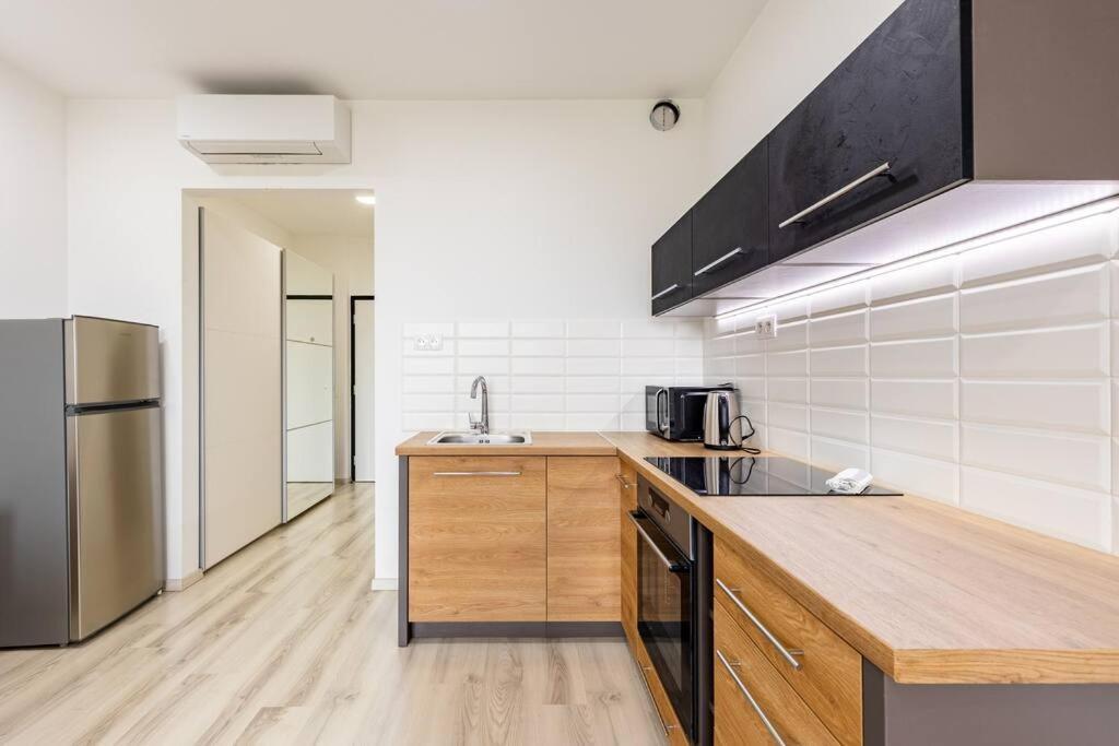 Apartment : Sporty Serenity *