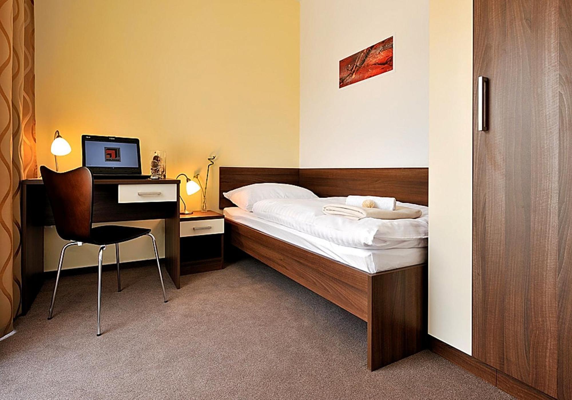 Melrose Aparthotel Pressburg