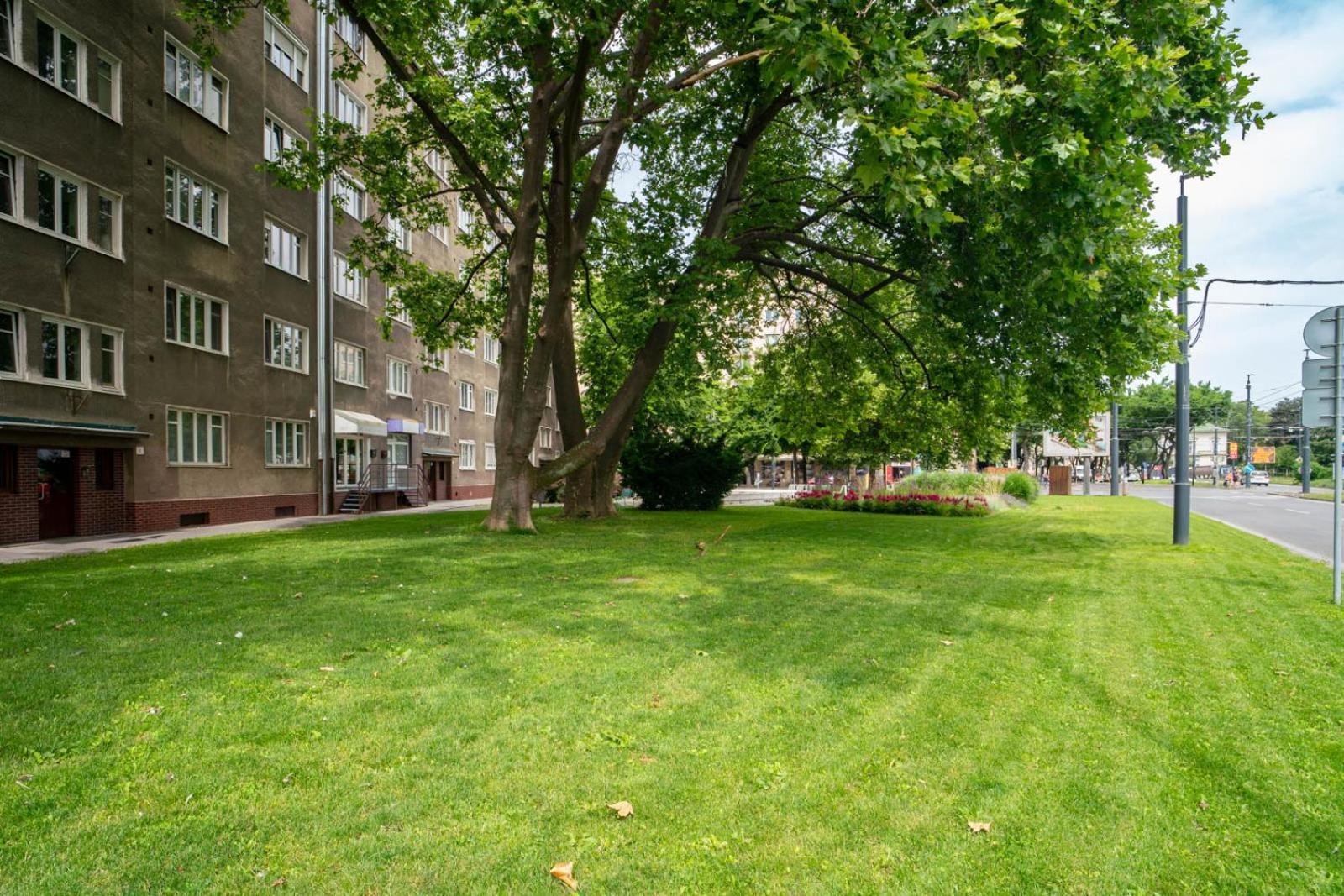 Karadzicova 15 Min To The Centre On Foot Bratislava
