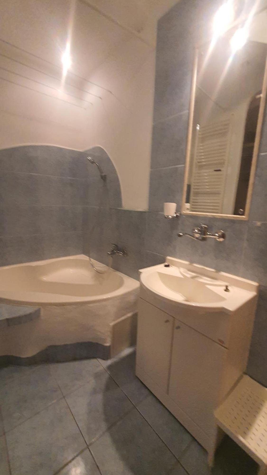 Apartment Mlynske Nivy 6, Ba *