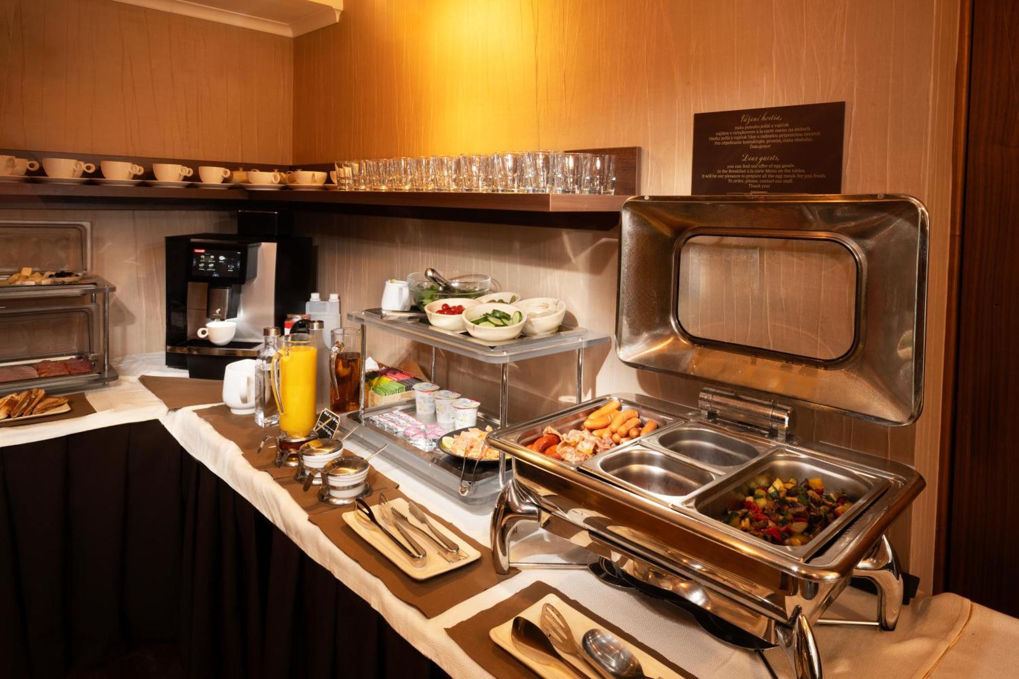 Mama's Design & Boutique 4* Bratislava