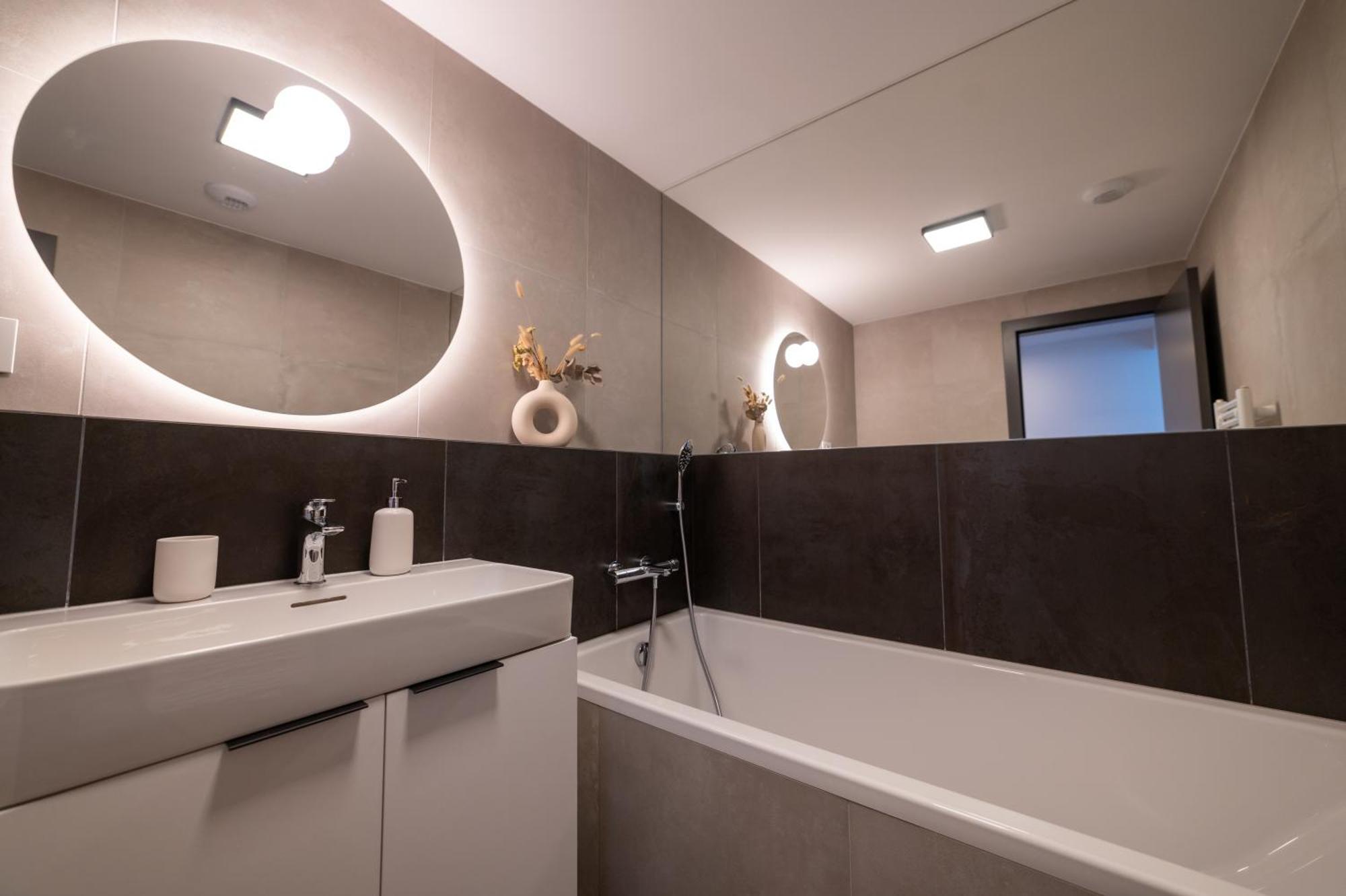 Apartment Highest In Slovakia 34th Floor Eurovea Tower *