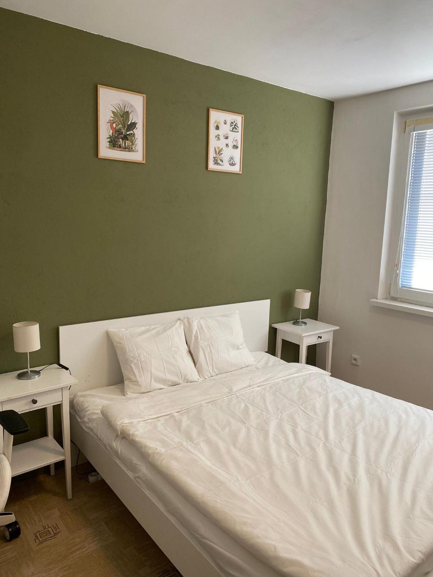 Cozy, Bright With Free Parking * Bratislava
