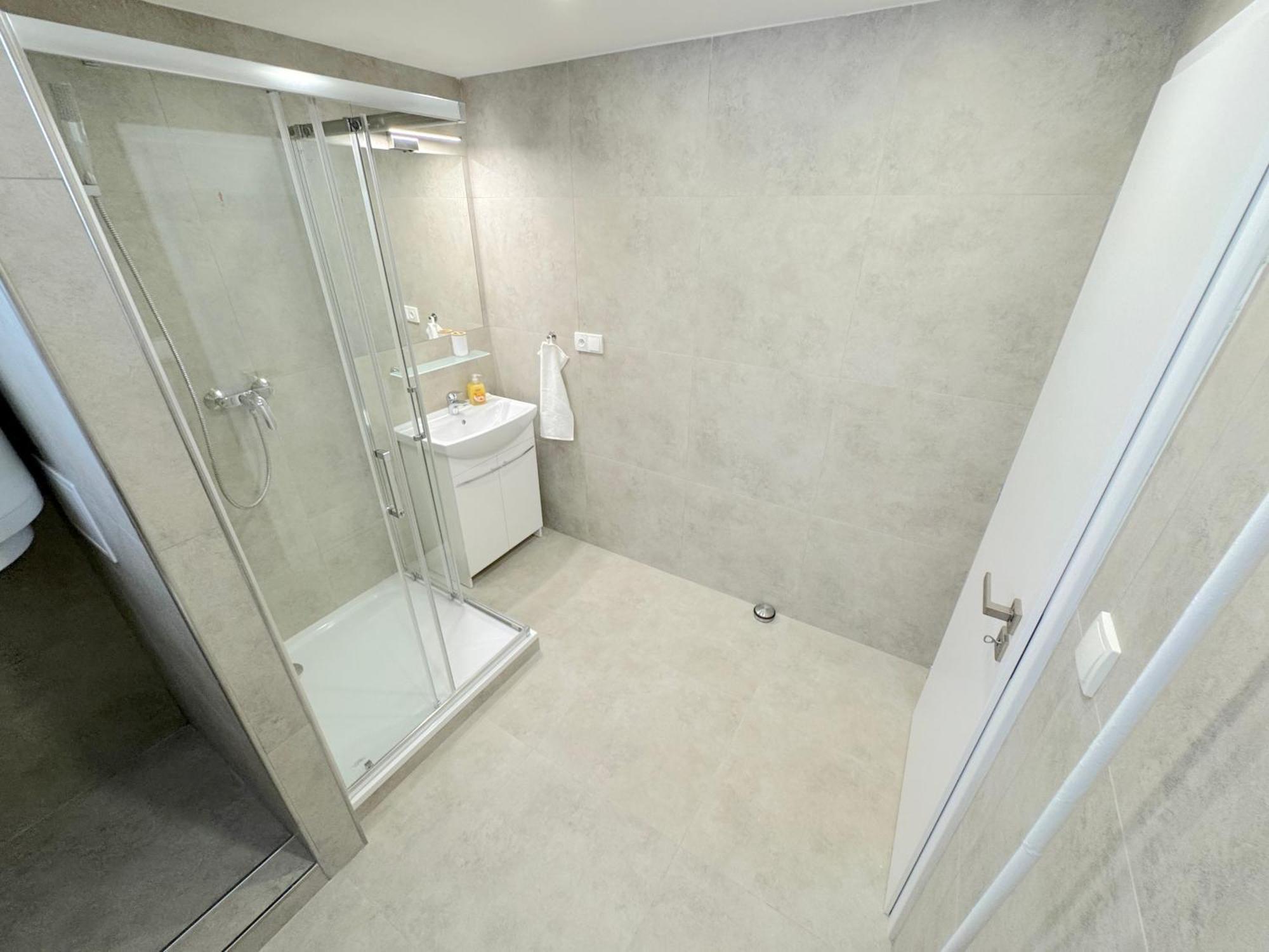 Krasny - 2 V Srdci Centra Apartment