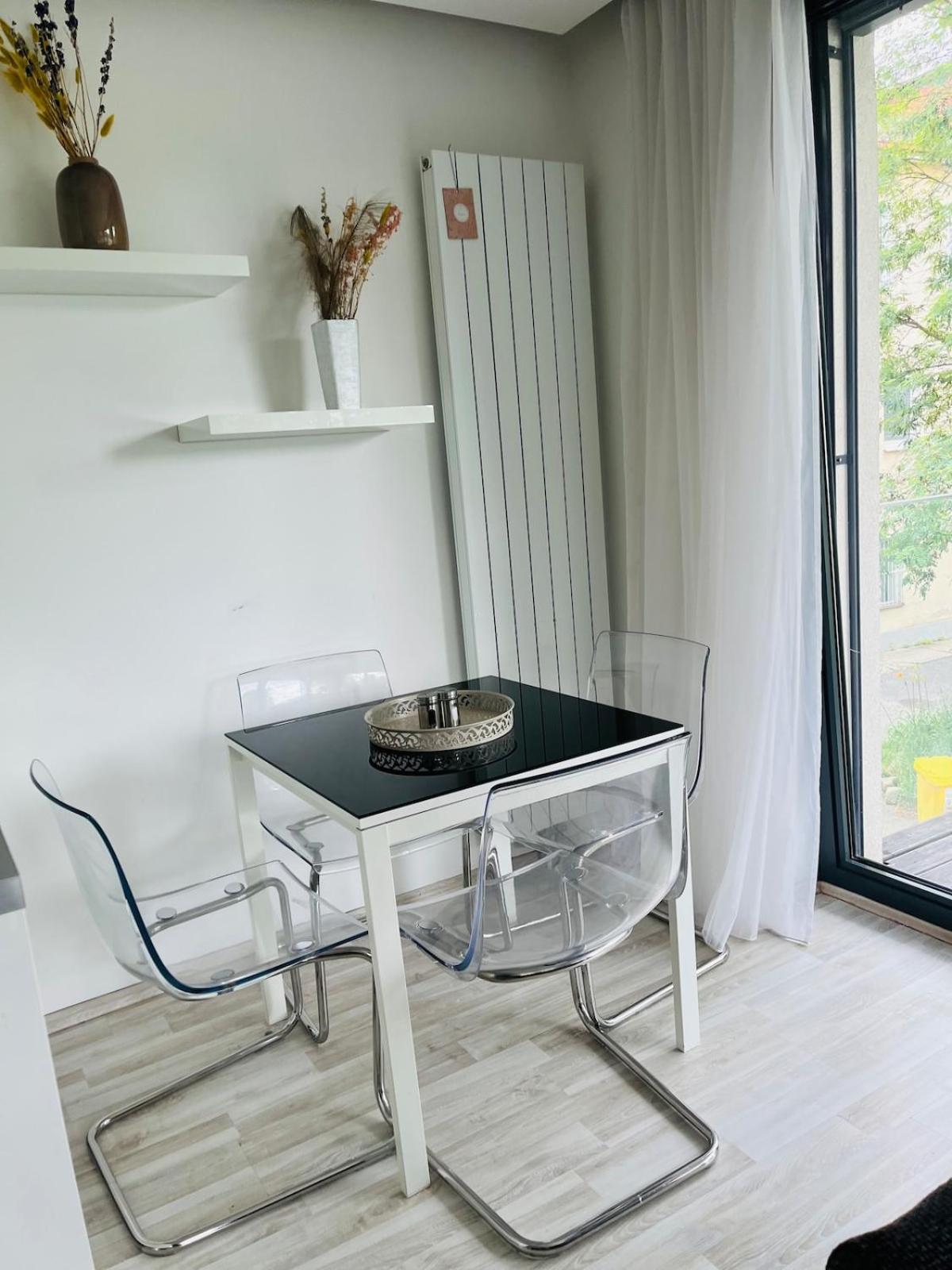 Apartment Lovely For 6guest Forest Park 10minutes From Center