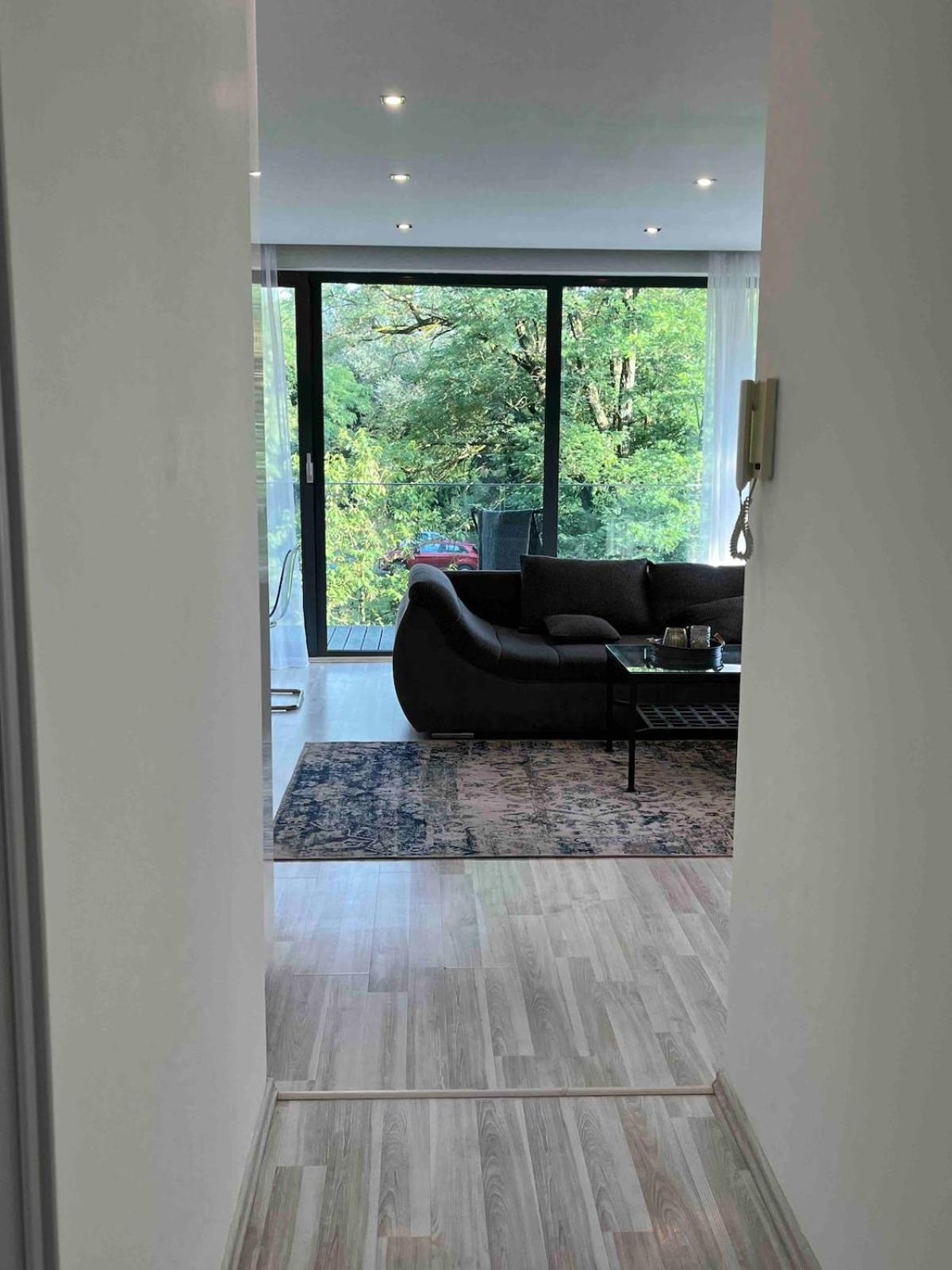 Lovely For 6guest Forest Park 10minutes From Center Apartment *
