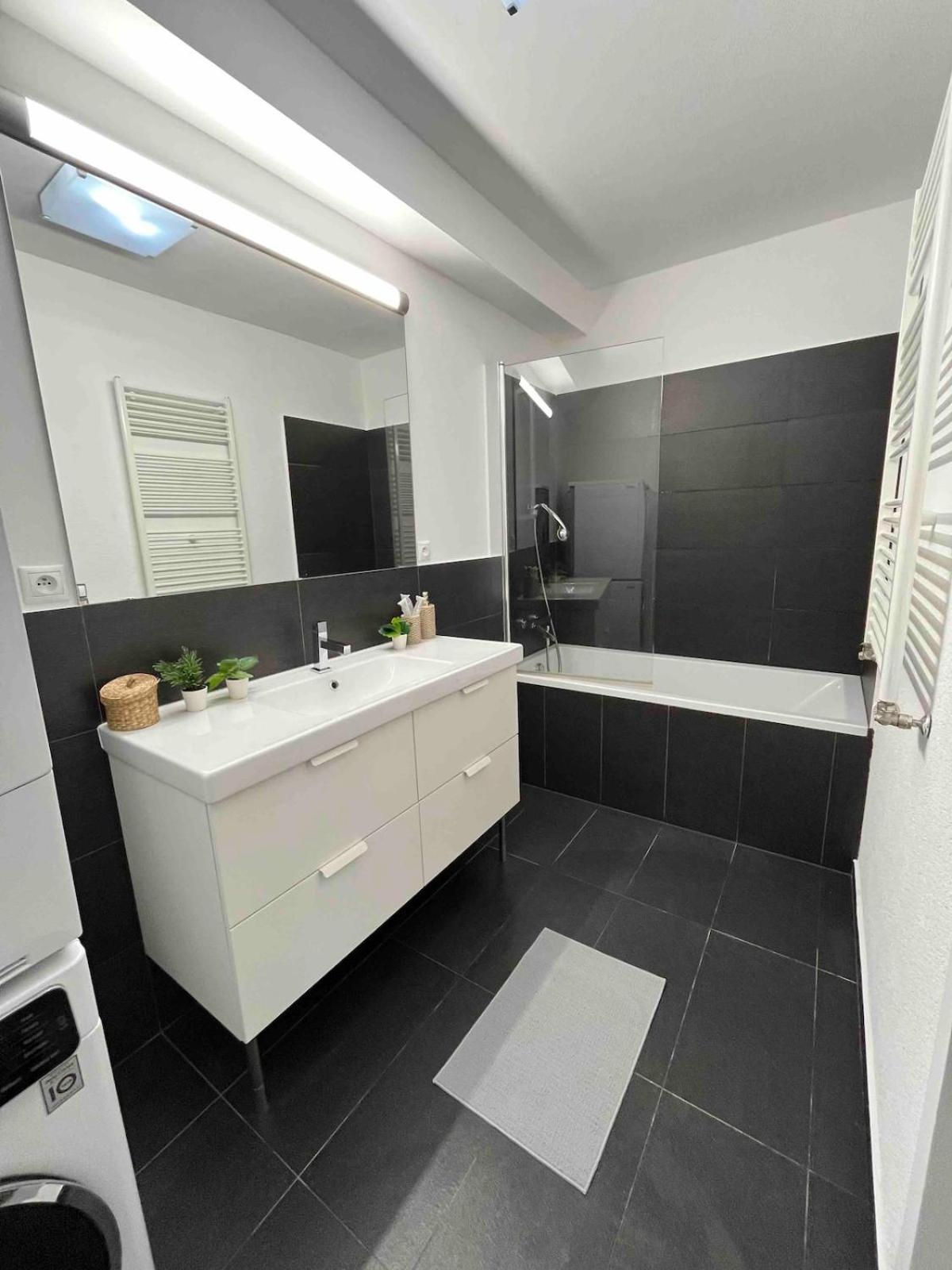 Apartment Lovely For 6guest Forest Park 10minutes From Center Bratislava