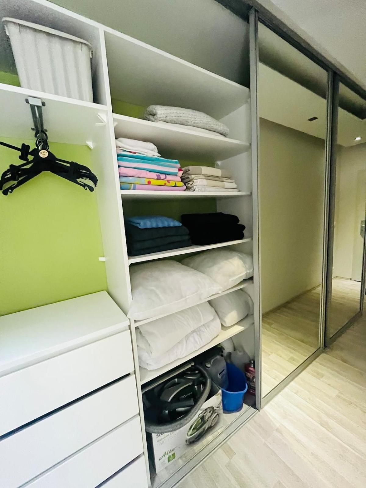 Lovely For 6guest Forest Park 10minutes From Center Apartment *