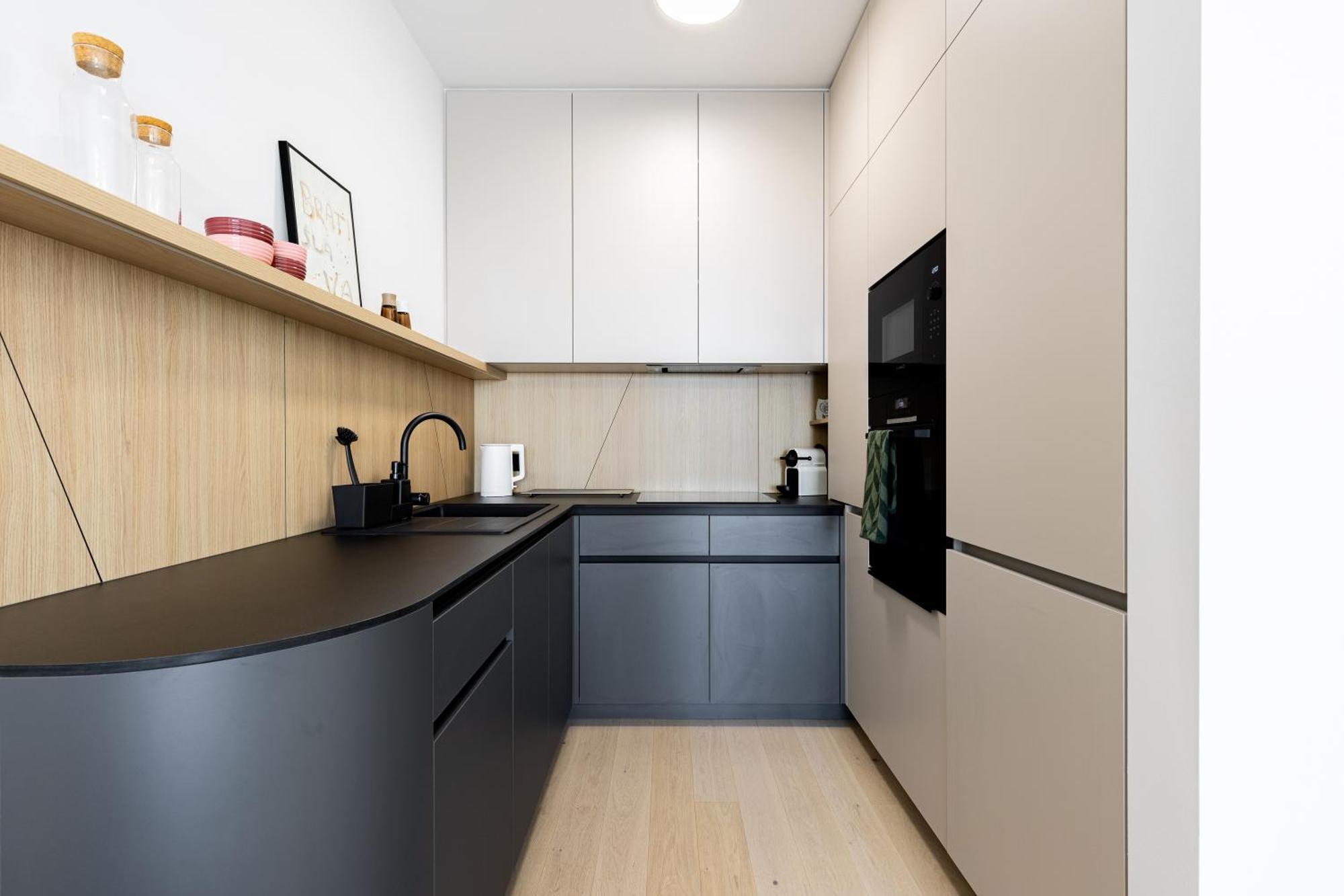 Eurovea Tower Retreat *