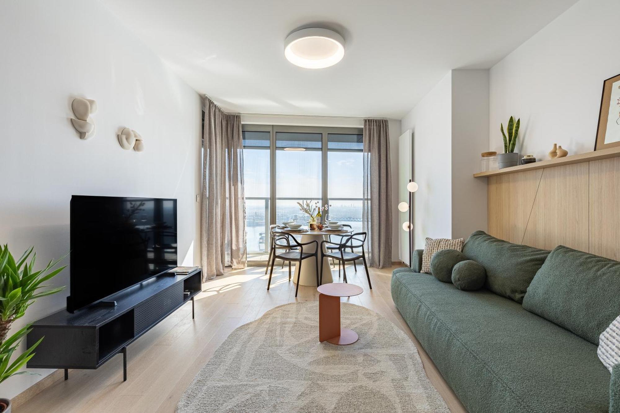 Eurovea Tower Retreat *