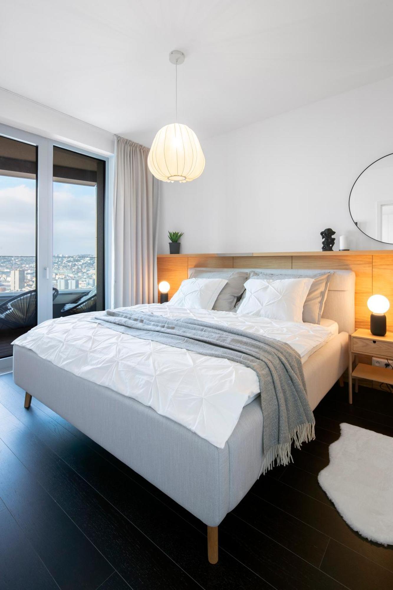 Apartment Castle View From 25th Floor - Skypark Retreat, Parking *