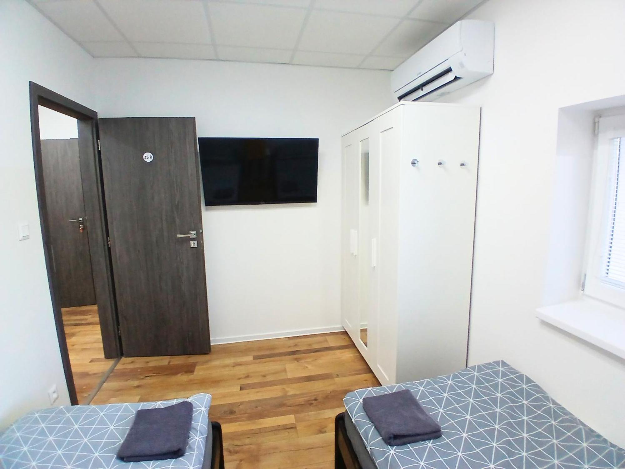 Aparthotel Dimael & Bratislava
