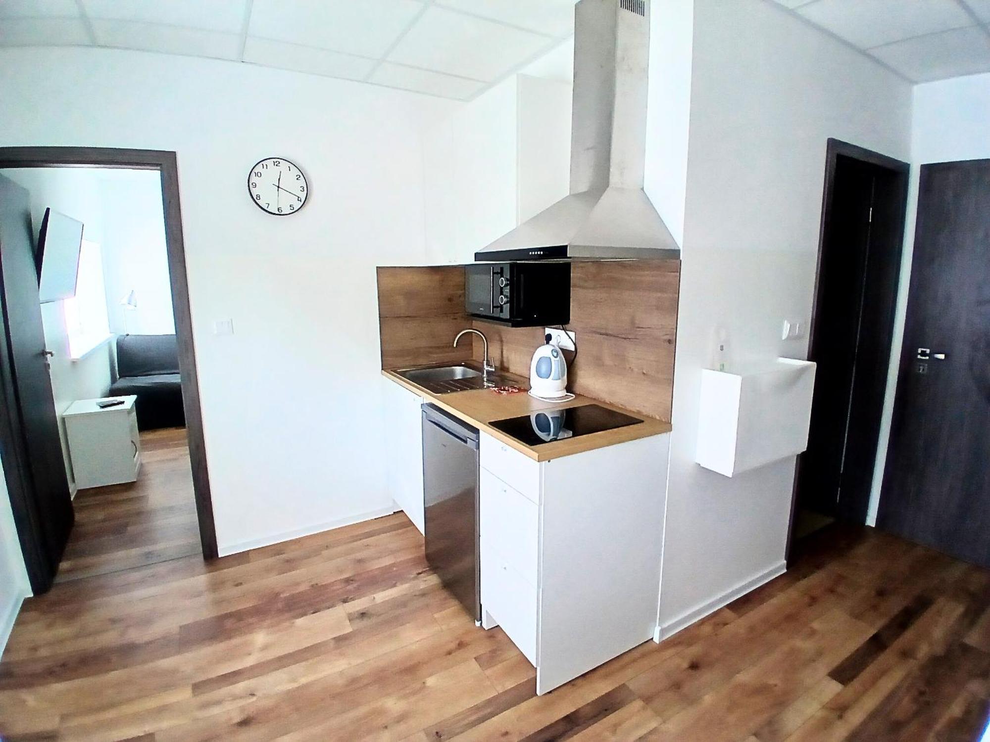 Aparthotel Dimael & Bratislava